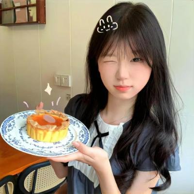 劳拉·马尔斯的眼睛